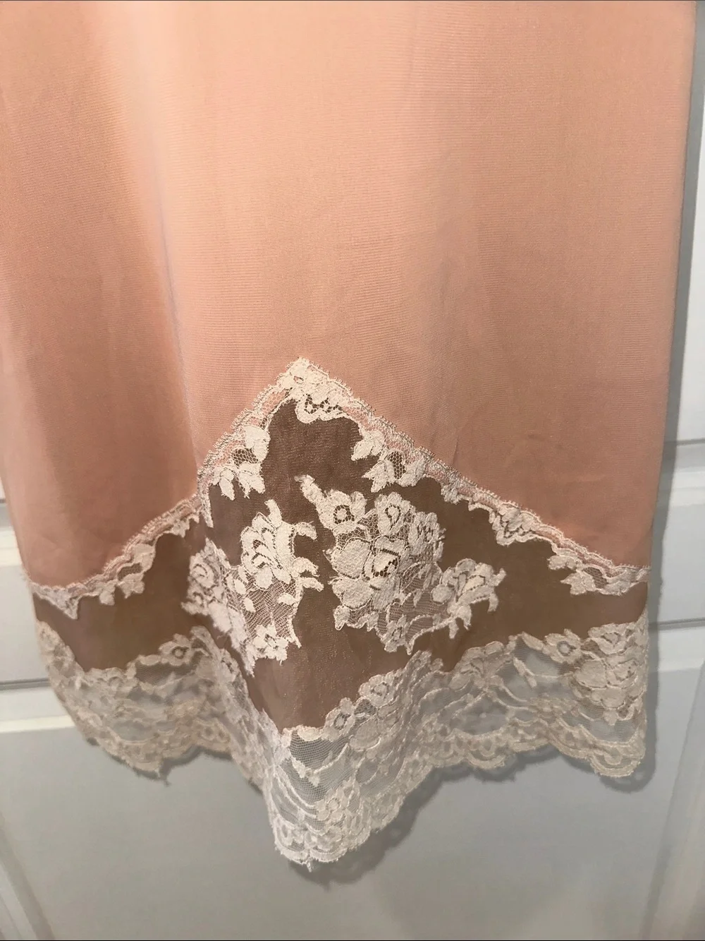 Vintage 60s Artemis Dark Tan/ Light Brown Slip with Cream Lace Trim - Picture 3 of 7